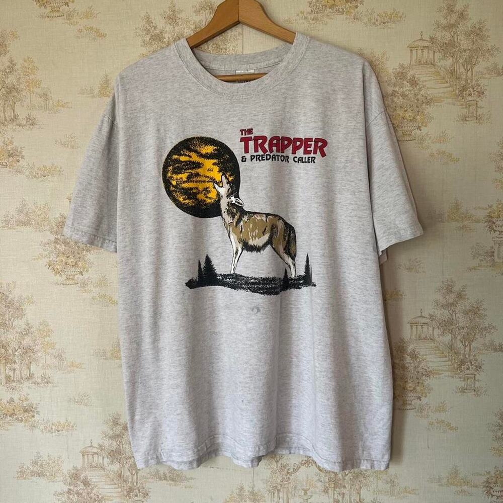 Vintage 90s The Trapper & Predator Caller Tee | Coyote Graphic | Size XL